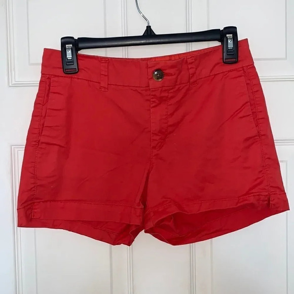 Old Navy Everyday Chino Shorts - Picture 2 of 4